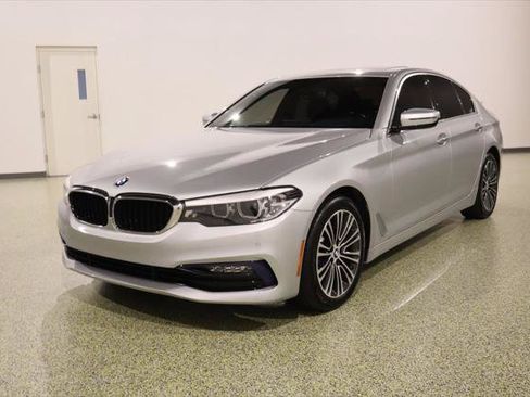 Used 2017 BMW 530i RWD image 4