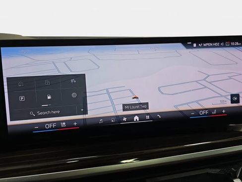 Certified 2024 BMW X5 xDrive40i w/ Executive Package image 19