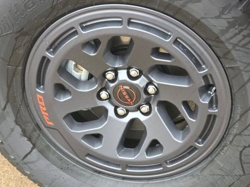 New 2026 Nissan Frontier PRO-4X image 19