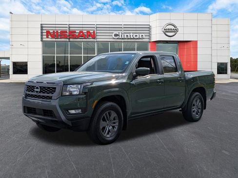 Certified 2025 Nissan Frontier SV w/ SV Convenience Package RWD image 7