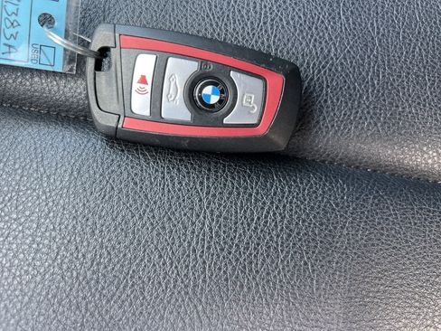 Used 2017 BMW 330i Sedan RWD image 37