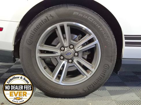 Used 2012 Ford Mustang Premium RWD image 26