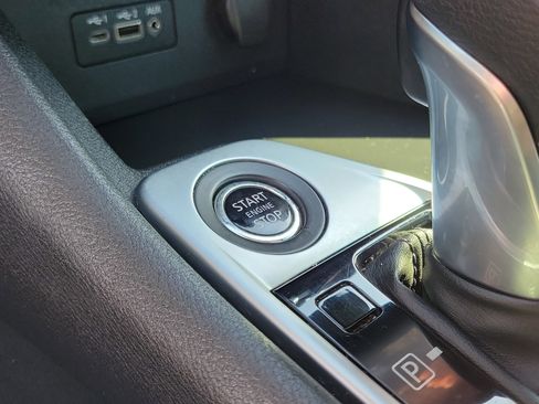 Used 2022 Nissan Sentra SV image 28