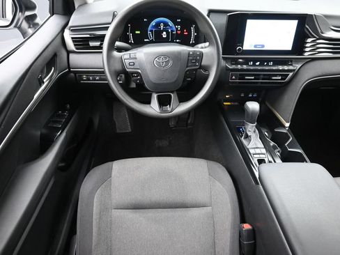 Used 2025 Toyota Camry LE FWD image 14