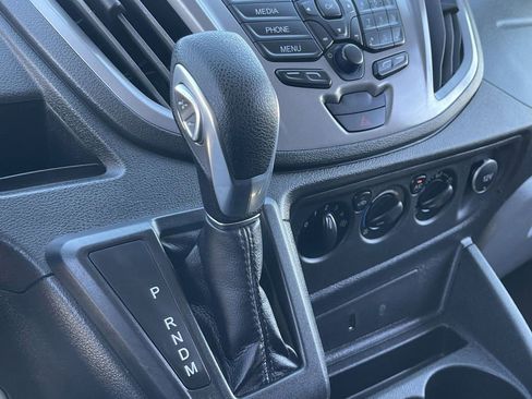 Used 2018 Ford Transit 350 XLT image 26