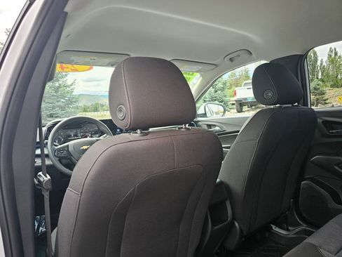 Certified 2024 Chevrolet Trax LS w/ LS Convenience Package FWD image 18
