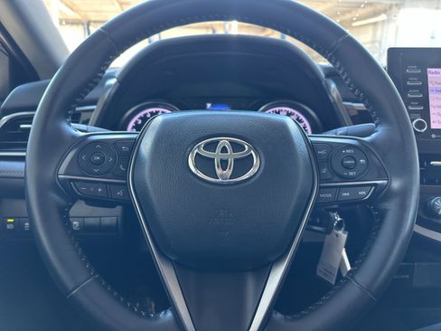 Used 2024 Toyota Camry SE image 20