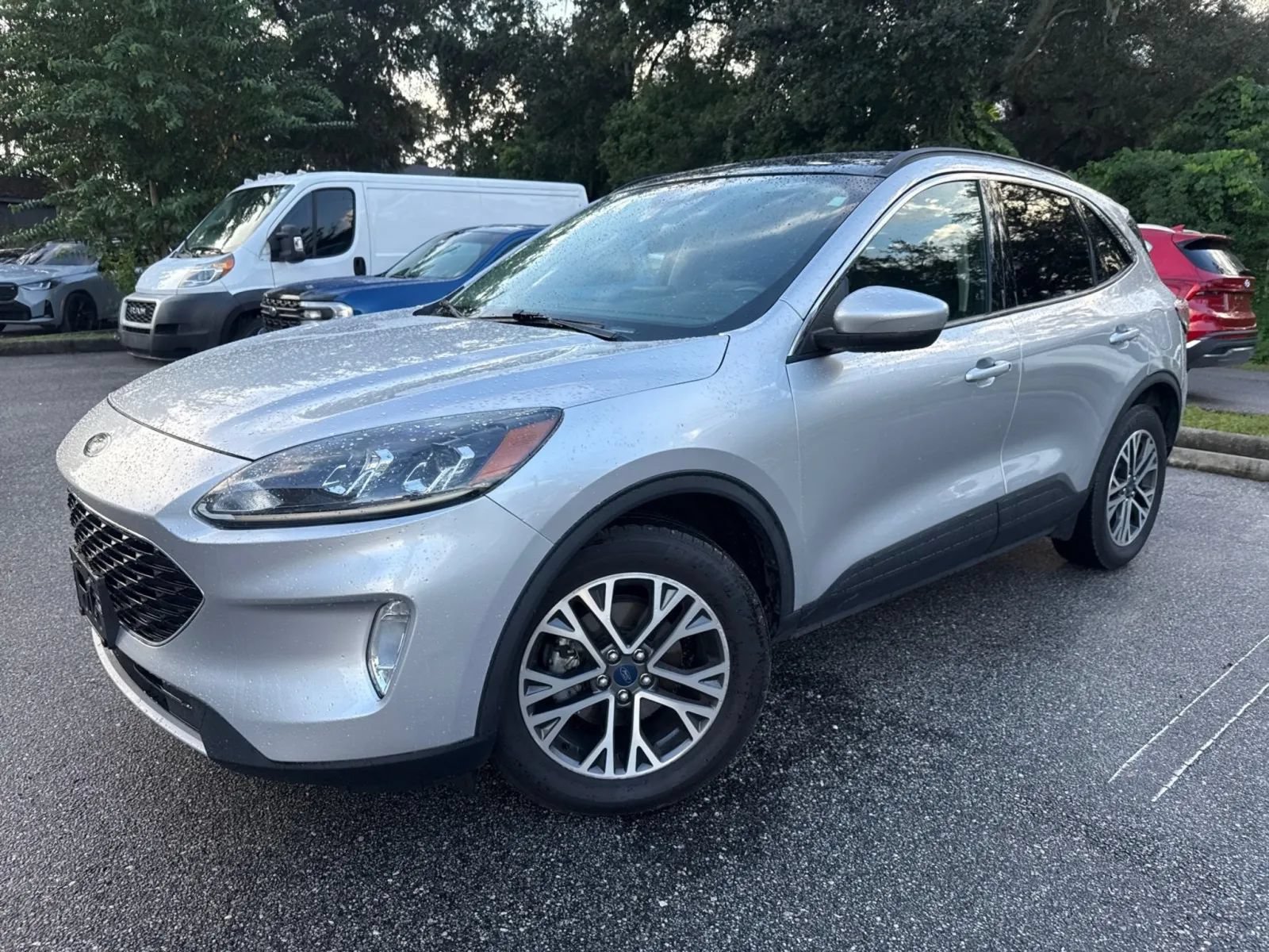 Used 2020 Ford Escape SEL AWD/4WD image 3