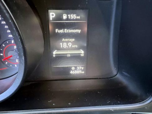 Used 2022 Hyundai Elantra SEL image 26