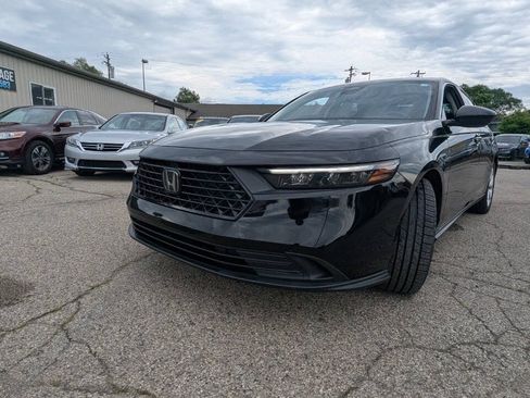 Used 2023 Honda Accord LX image 25