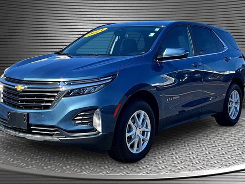 Used 2024 Chevrolet Equinox LT image 3