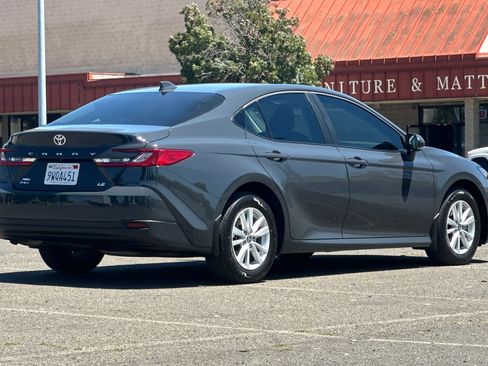 Used 2026 Toyota Camry LE w/ Convenience Package AWD/4WD image 3