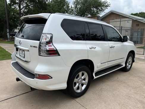 Used 2018 Lexus GX 460 w/ Navigation Package AWD/4WD image 14