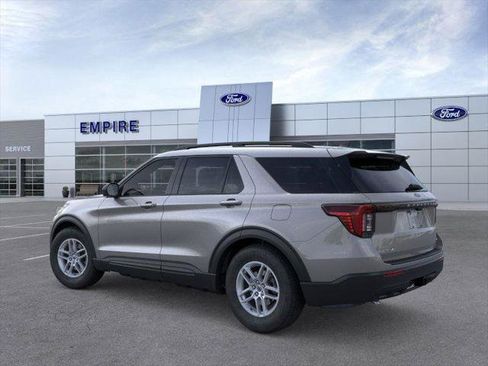 New 2026 Ford Explorer Active AWD/4WD image 4