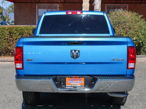 Used 2021 RAM 1500 Classic SLT image 7