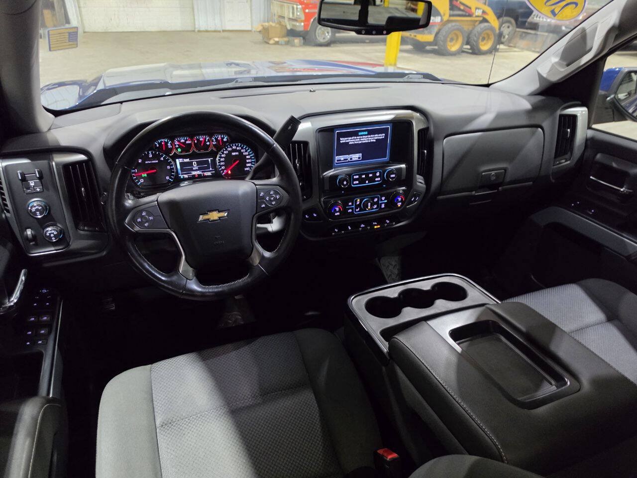 Used 2017 Chevrolet Silverado 1500 LT w/ All Star Edition AWD/4WD image 29