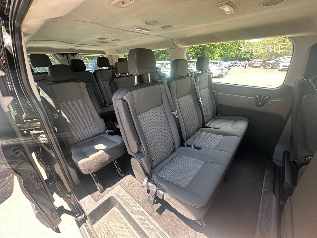 Used 2024 Ford Transit 350 XLT RWD image 5