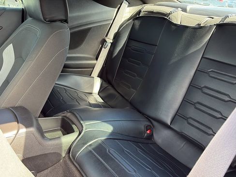 Used 2020 Chevrolet Camaro LT RWD image 9