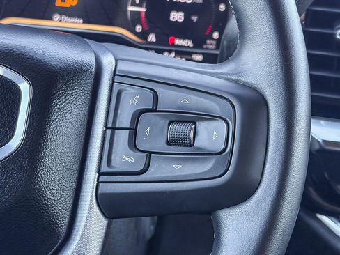 Used 2024 GMC Sierra 1500 SLE image 21