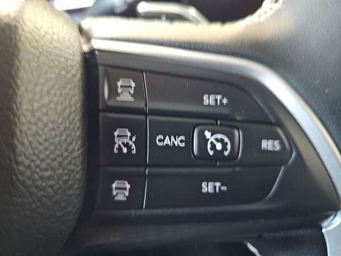 Certified 2023 Jeep Grand Cherokee L Laredo image 18