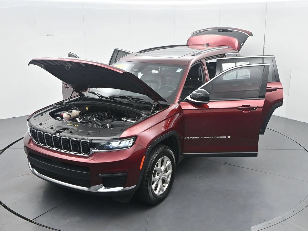 Used 2023 Jeep Grand Cherokee L Limited RWD image 49