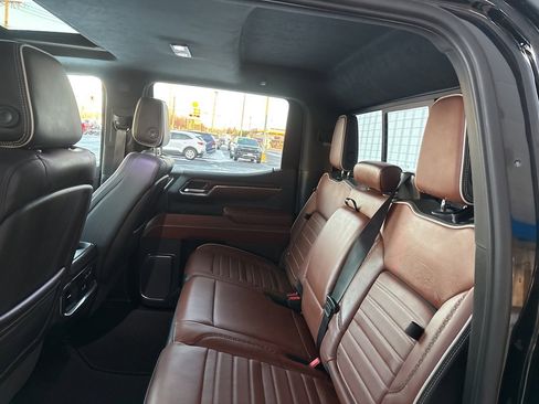 Used 2024 GMC Sierra 1500 Denali Ultimate image 31