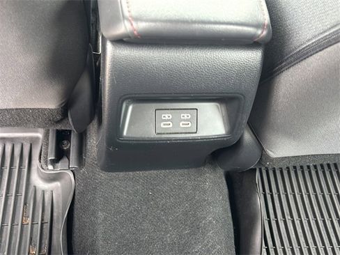 Used 2024 Toyota Corolla SE w/ SE Premium Package image 16