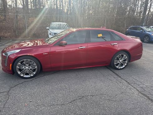 Used 2019 Cadillac CT6 V w/ Driver Assist Package image 4
