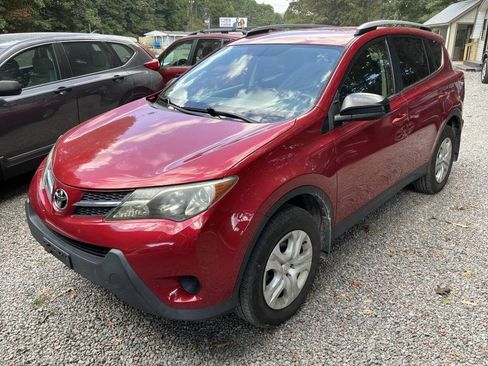 Used 2015 Toyota RAV4 LE AWD/4WD image 9