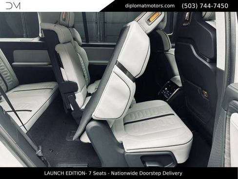 Used 2023 Rivian R1S Launch Edition AWD/4WD image 22
