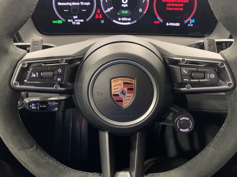 New 2026 Porsche Panamera 4 AWD/4WD image 16