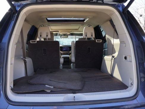 Certified 2019 GMC Acadia Denali w/ Technology Package FWD image 18