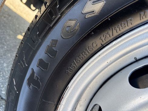 Used 2019 Ford Transit 250 130 Medium Roof image 25