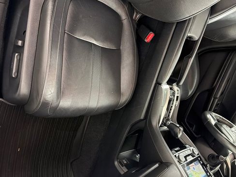 Used 2017 Honda Civic Touring image 22