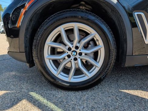 Used 2022 BMW X5 xDrive40i w/ Premium Package AWD/4WD image 40