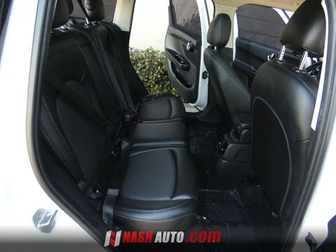Used 2017 MINI Cooper Countryman FWD image 34