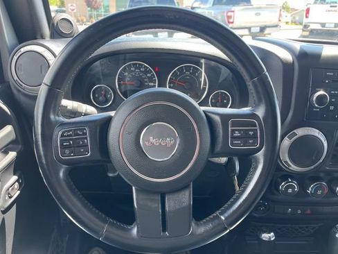 Used 2014 Jeep Wrangler Unlimited Sport w/ Quick Order Package 24S AWD/4WD image 31