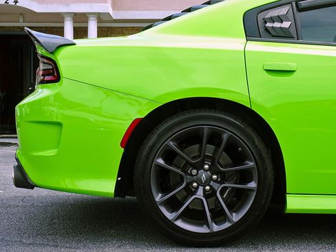 Used 2023 Dodge Charger Scat Pack w/ Plus Group RWD image 17
