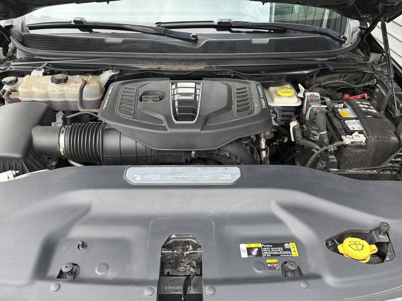 Used 2024 Jeep Grand Wagoneer L 4WD image 18