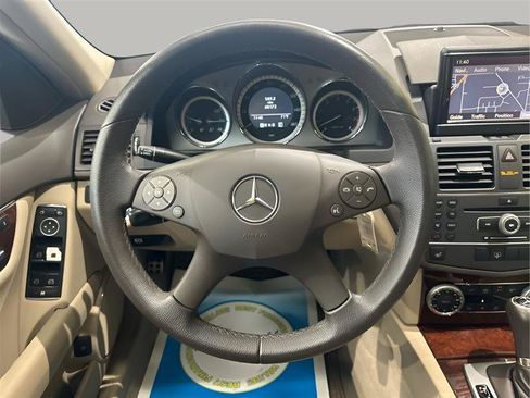 Used 2011 Mercedes-Benz C 300 4MATIC Sedan image 16
