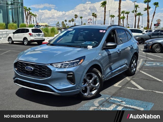 Used 2023 Ford Escape ST-Line w/ Tech Pack #1 FWD image 1