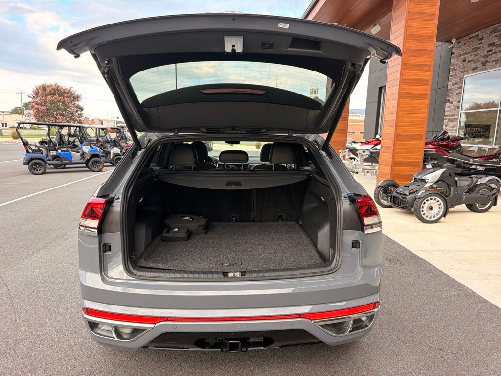 Used 2021 Volkswagen Atlas Cross Sport SEL Premium R-Line AWD/4WD image 9
