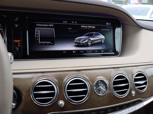 Used 2016 Mercedes-Benz S 550 Sedan image 25