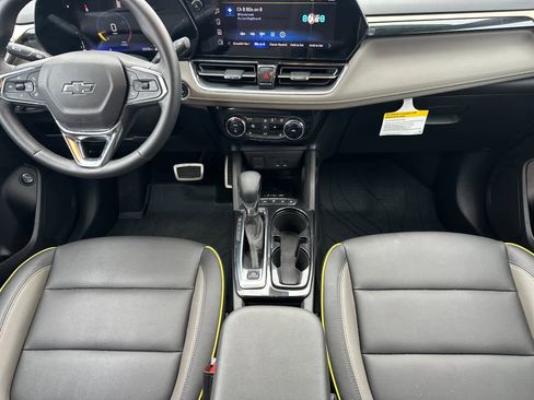 Used 2024 Chevrolet TrailBlazer ACTIV w/ Convenience Package image 12