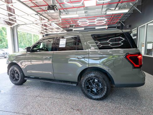 Used 2024 Ford Expedition Timberline AWD/4WD image 2
