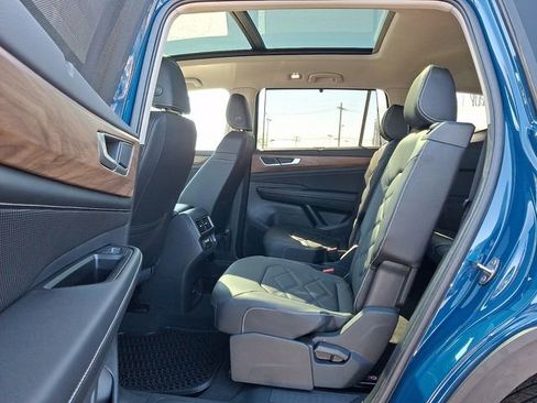 New 2026 Volkswagen Atlas SE image 5