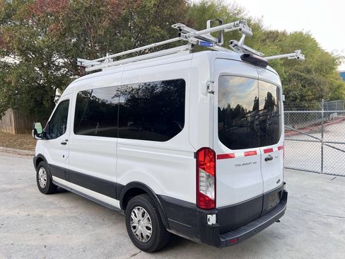 Used 2019 Ford Transit 150 XLT image 7