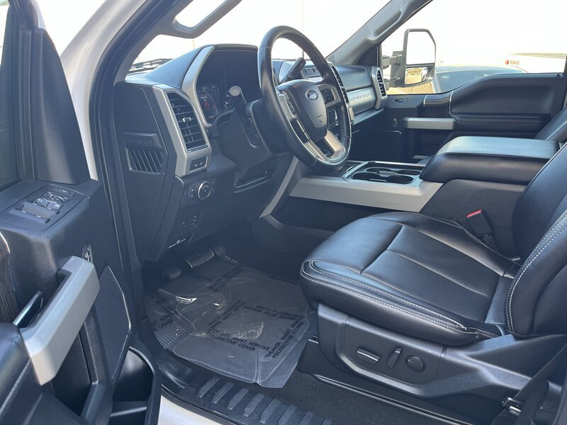 Used 2021 Ford F250 Lariat w/ Lariat Ultimate Package AWD/4WD image 7