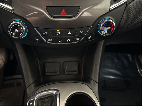 Used 2017 Chevrolet Cruze LT w/ Convenience Package image 40