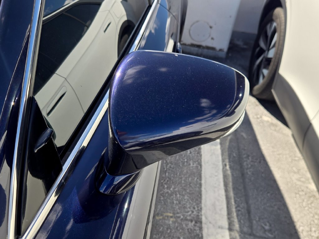 Used 2018 Lexus IS 300 w/ Accessory Package 2 RWD image 9